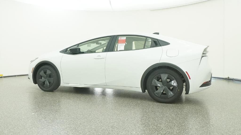 Thumbnail: 2026 Toyota Prius - 3
