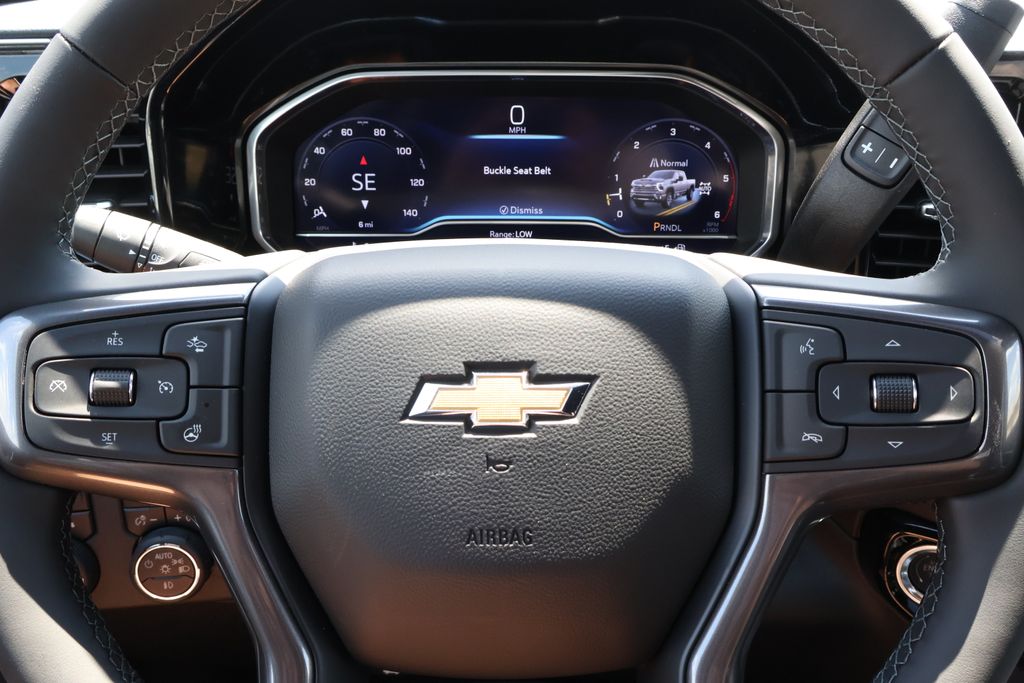 Thumbnail: 2025 Chevrolet Silverado 2500 - 22