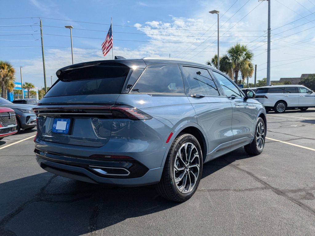 2025 Lincoln Nautilus Hybrid Reserve