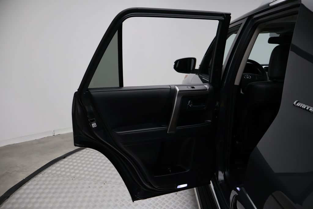 Thumbnail: 2024 Toyota 4Runner - 21