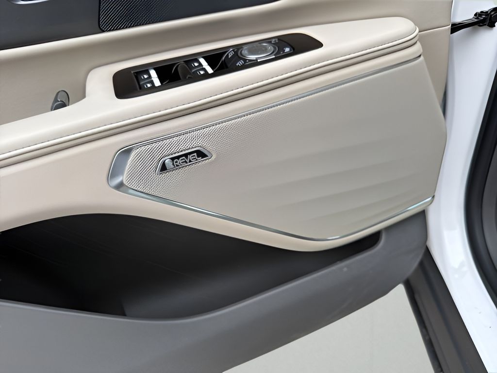 2025 Lincoln Nautilus