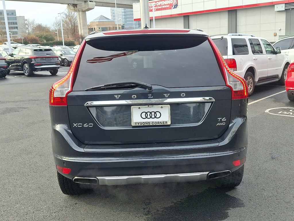 Thumbnail: 2015 Volvo XC60 - 5