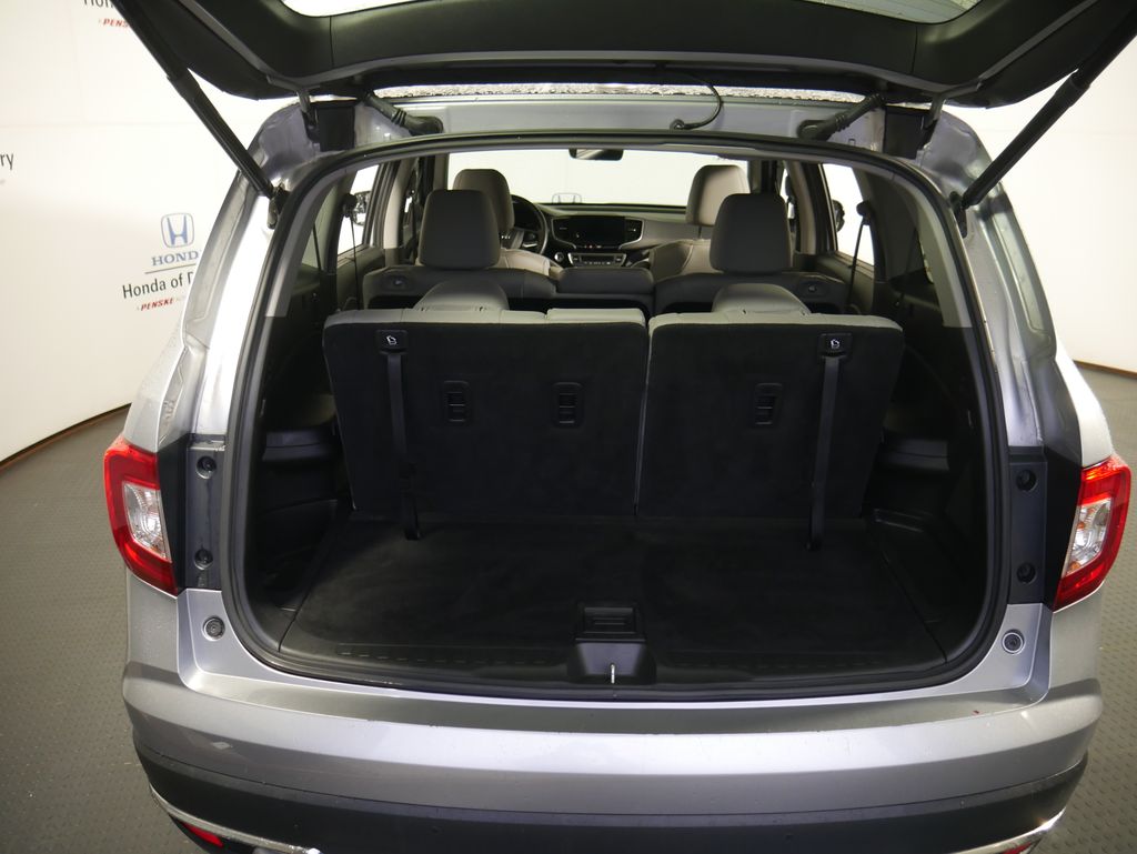 Thumbnail: 2019 Honda Pilot - 6