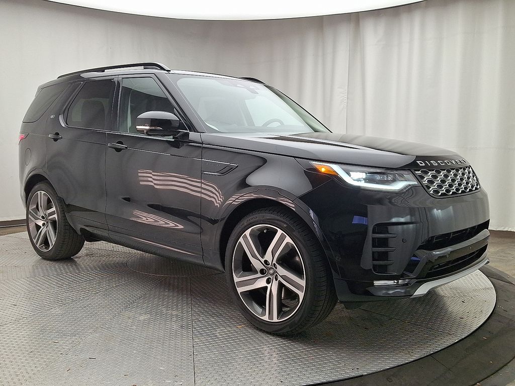 Thumbnail: 2026 Land Rover Discovery - 2