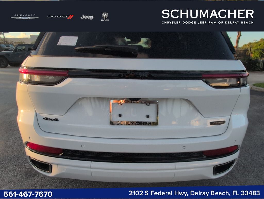 new 2025 Jeep Grand Cherokee car, priced at $71,575