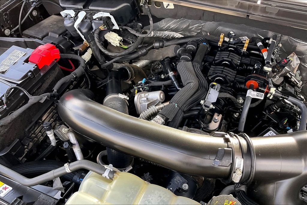 Used 2024 Ford Expedition XLT 4D Sport Utility