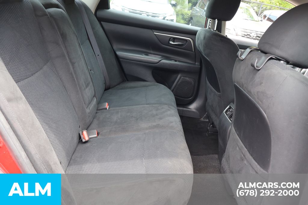 Used 2015 Red Nissan 2.5 SV image 21