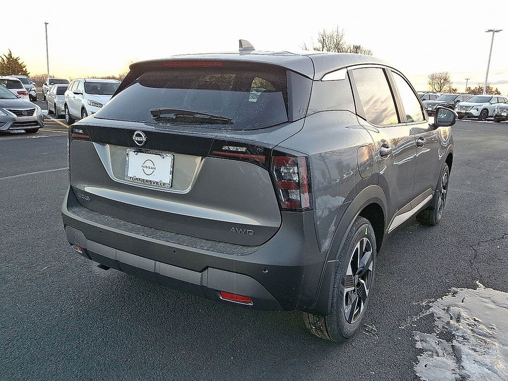 2025 Nissan Kicks SV 4