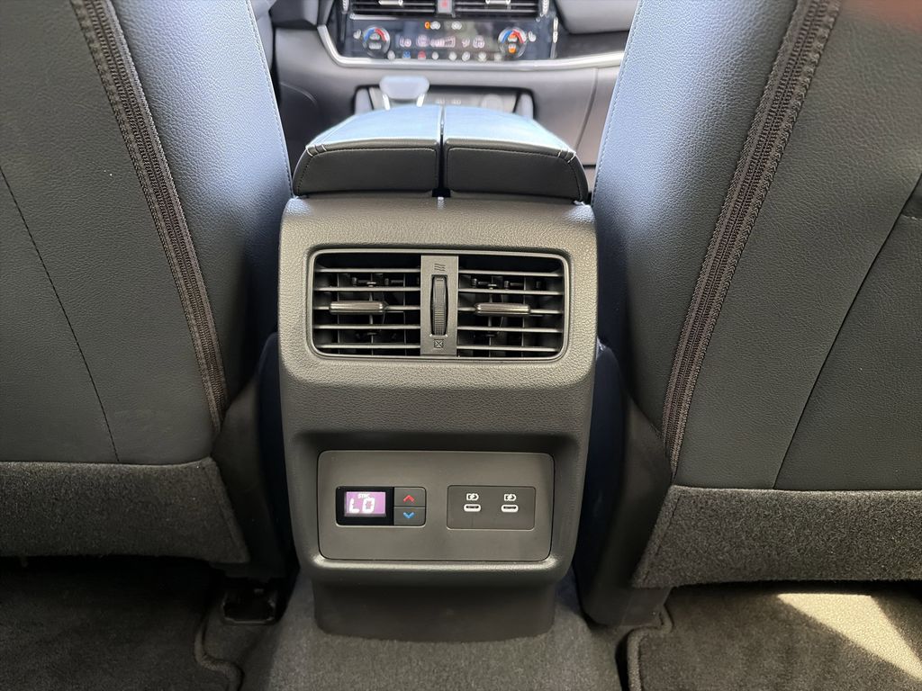 Used 2025 Nissan Rogue SUV