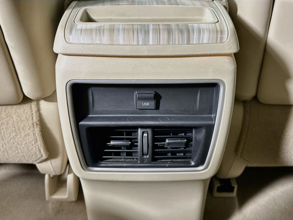 Thumbnail: 2015 Nissan Murano - 25