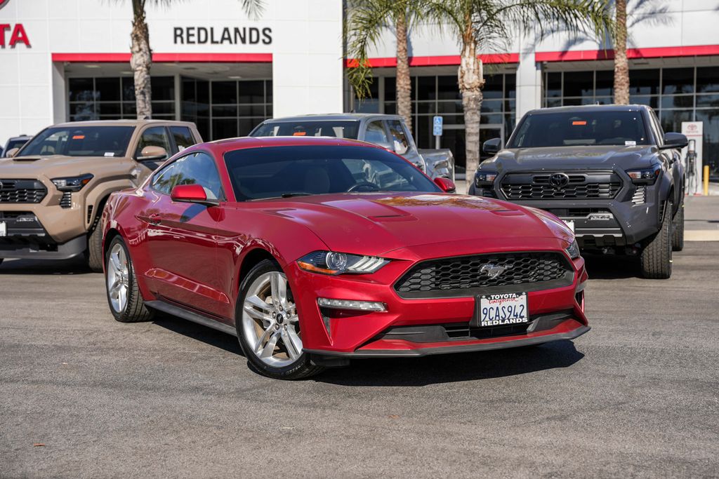 2020 Ford Mustang EcoBoost Coupe RWD