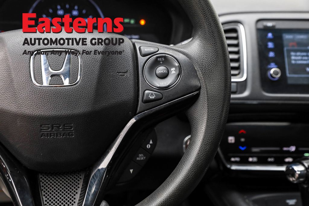 Used 2021 White Honda EX image 16