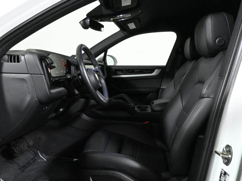 Thumbnail: 2024 Porsche Cayenne - 5