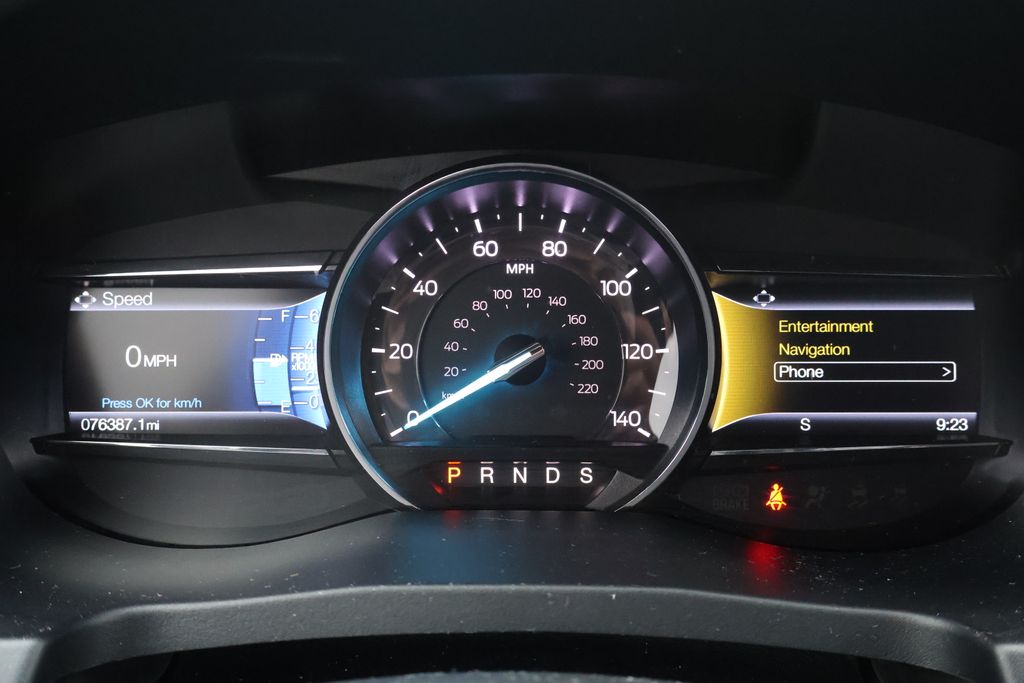 Thumbnail: 2019 Ford Explorer - 18