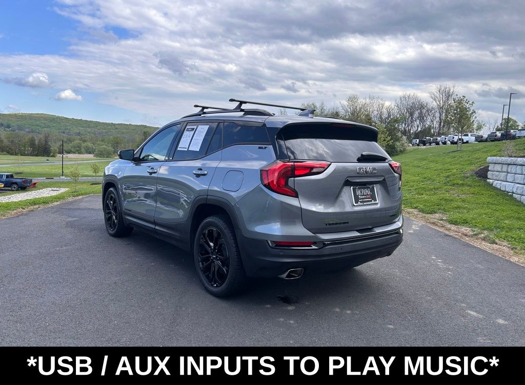 View vehicle photo 6