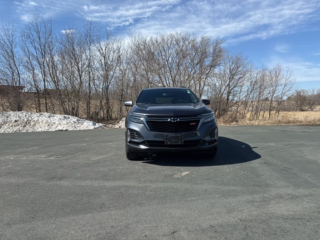 Used 2022 Chevrolet Equinox RS with VIN 2GNAXWEV6N6133343 for sale in Zumbrota, Minnesota