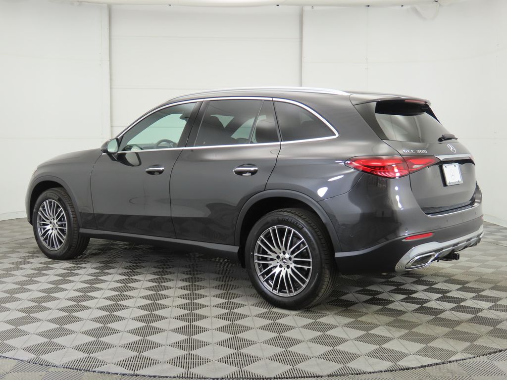 Thumbnail: 2025 Mercedes-Benz GLC - 7