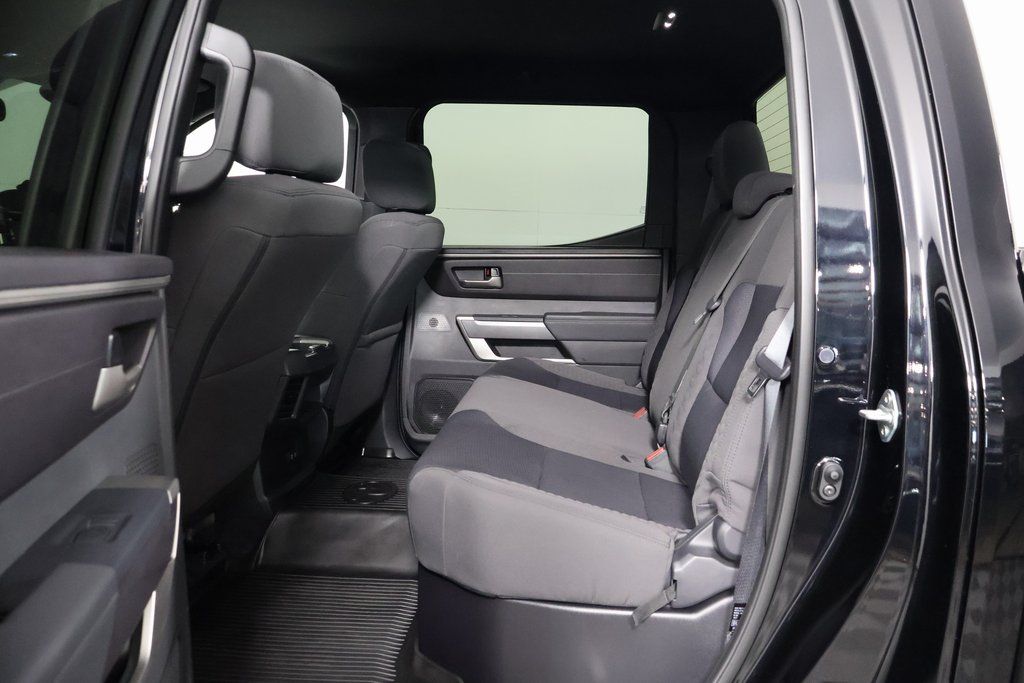 Thumbnail: 2025 Toyota Tundra - 11