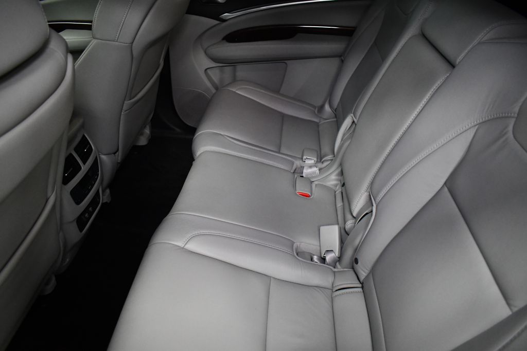 Thumbnail: 2017 Acura MDX - 29