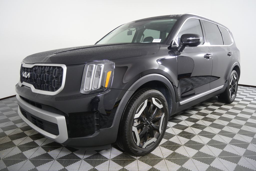 Thumbnail: 2023 Kia Telluride - 7