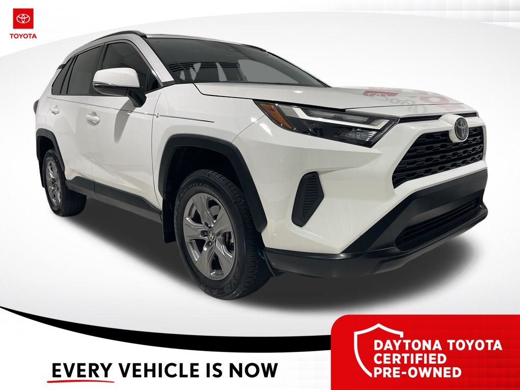 2024 Toyota RAV4 XLE - Photo 1