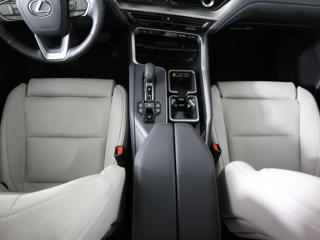 Thumbnail: 2025 Lexus TX - 16