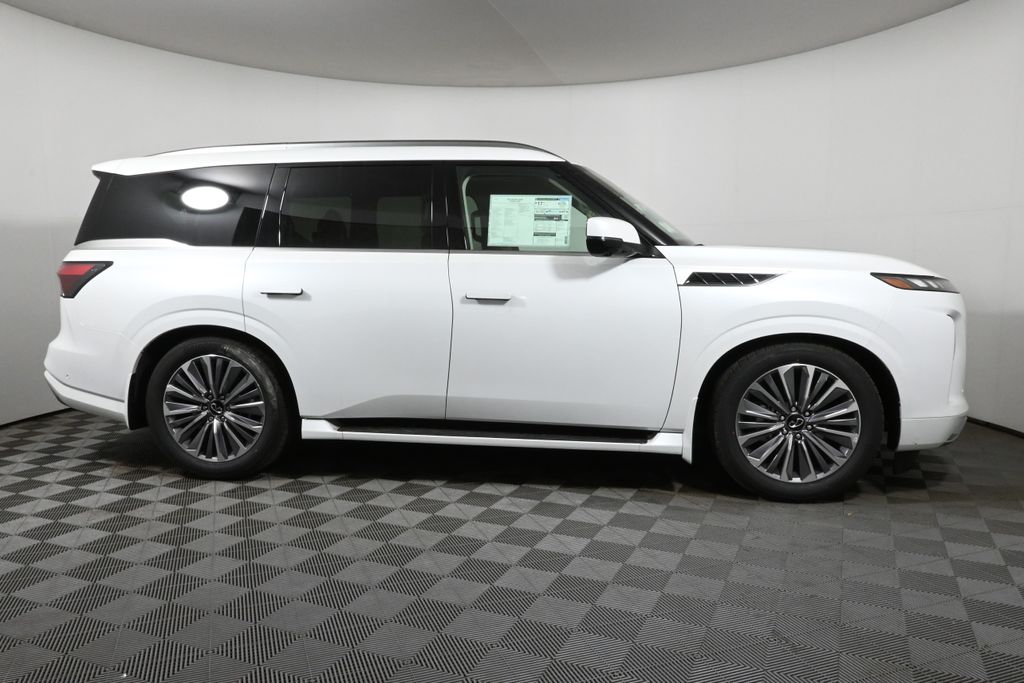 2025 INFINITI QX80 Sensory 8