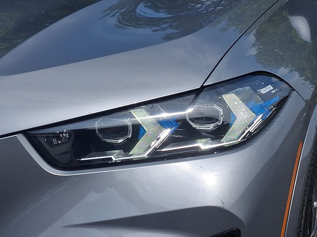 Thumbnail: 2026 BMW X5 - 9