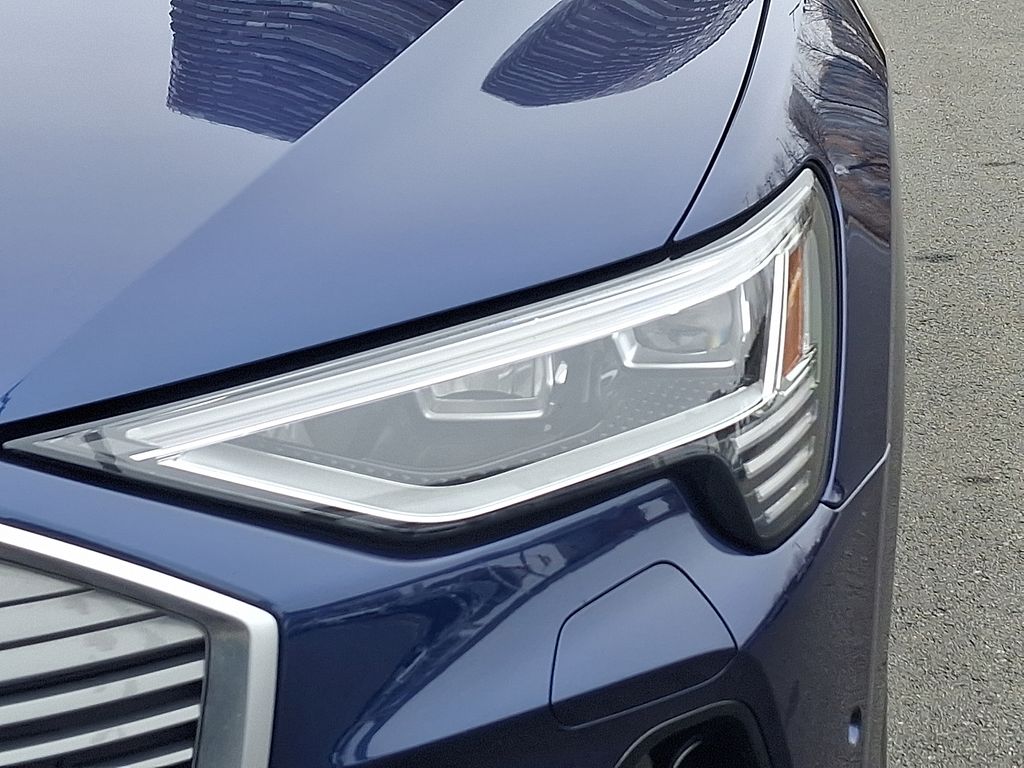 Thumbnail: 2023 Audi e-tron GT - 9