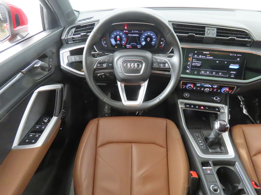 Thumbnail: 2025 Audi Q3 - 13