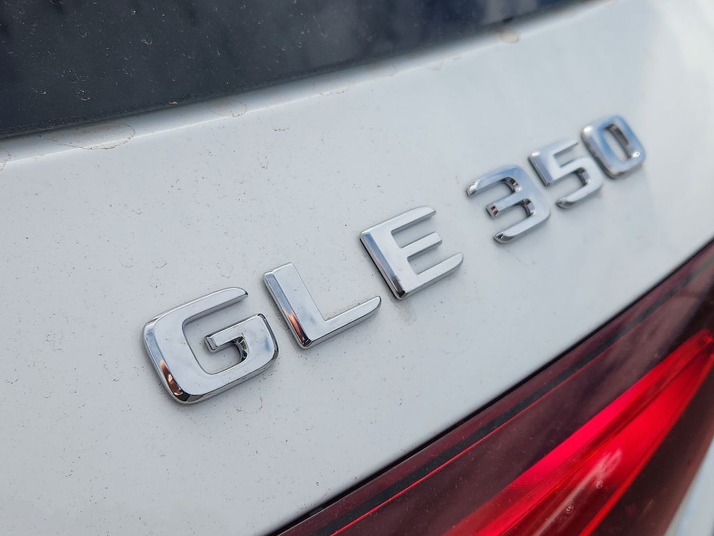 Thumbnail: 2026 Mercedes-Benz GLE - 17