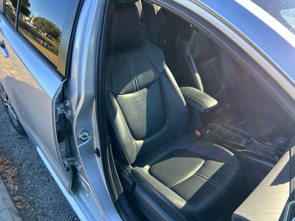 Thumbnail: 2022 Toyota Corolla - 15