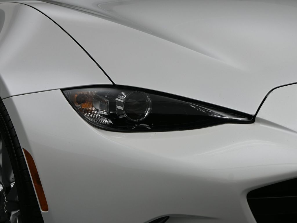 2022 Mazda MX-5 Miata RF Grand Touring