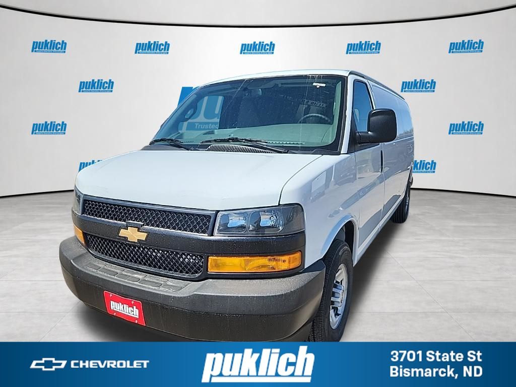 2026 Chevrolet Express 3500 Work Van 