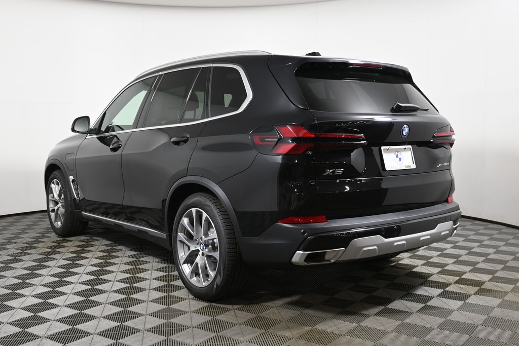 Thumbnail: 2026 BMW X5 - 5