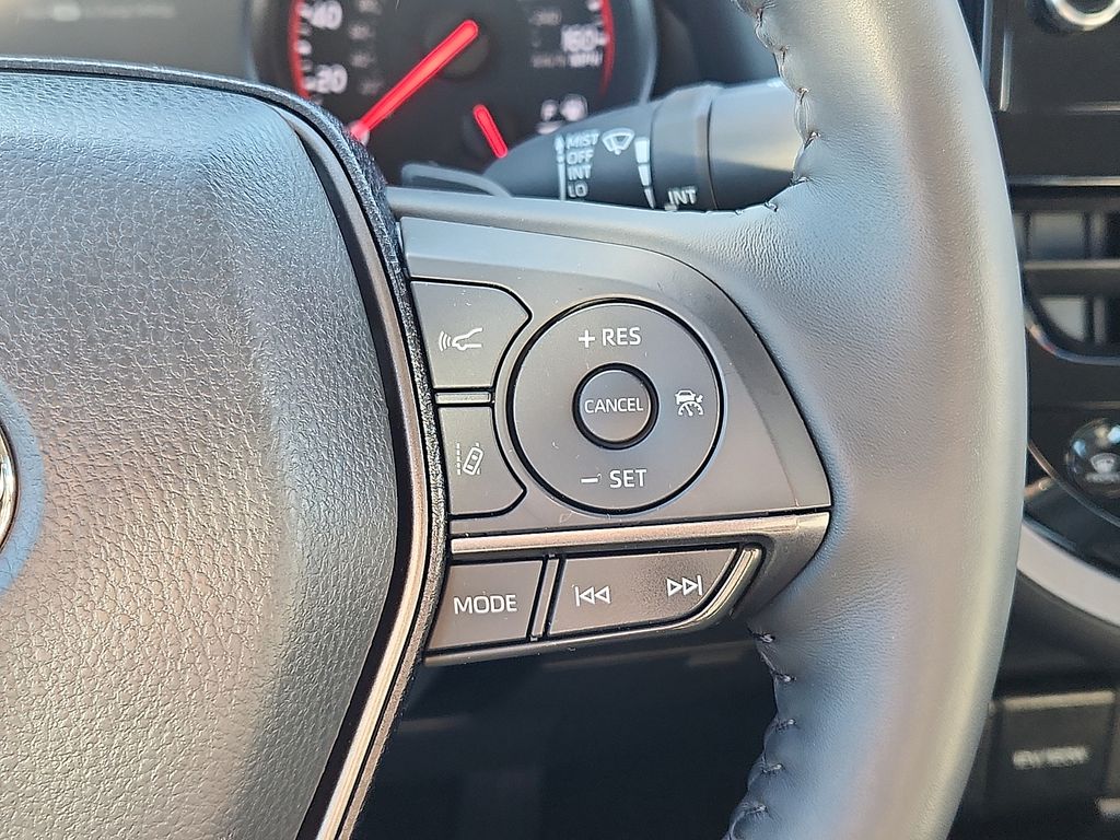 Thumbnail: 2023 Toyota Camry - 25