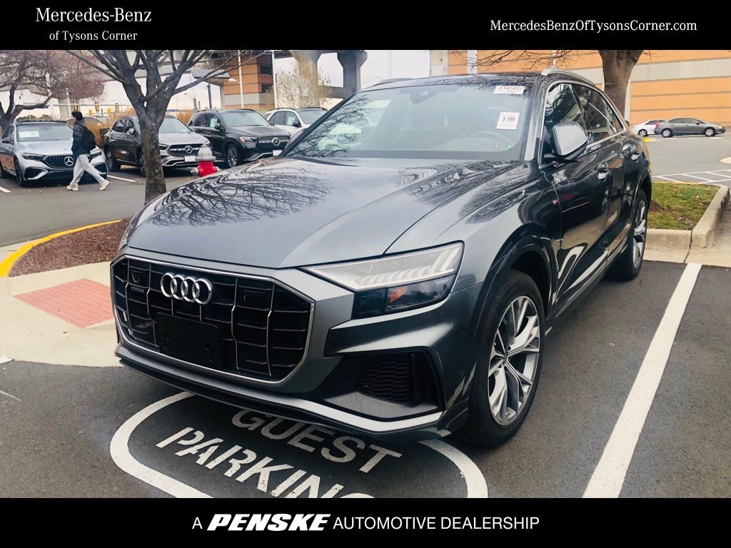 Thumbnail: 2023 Audi Q8 - 1