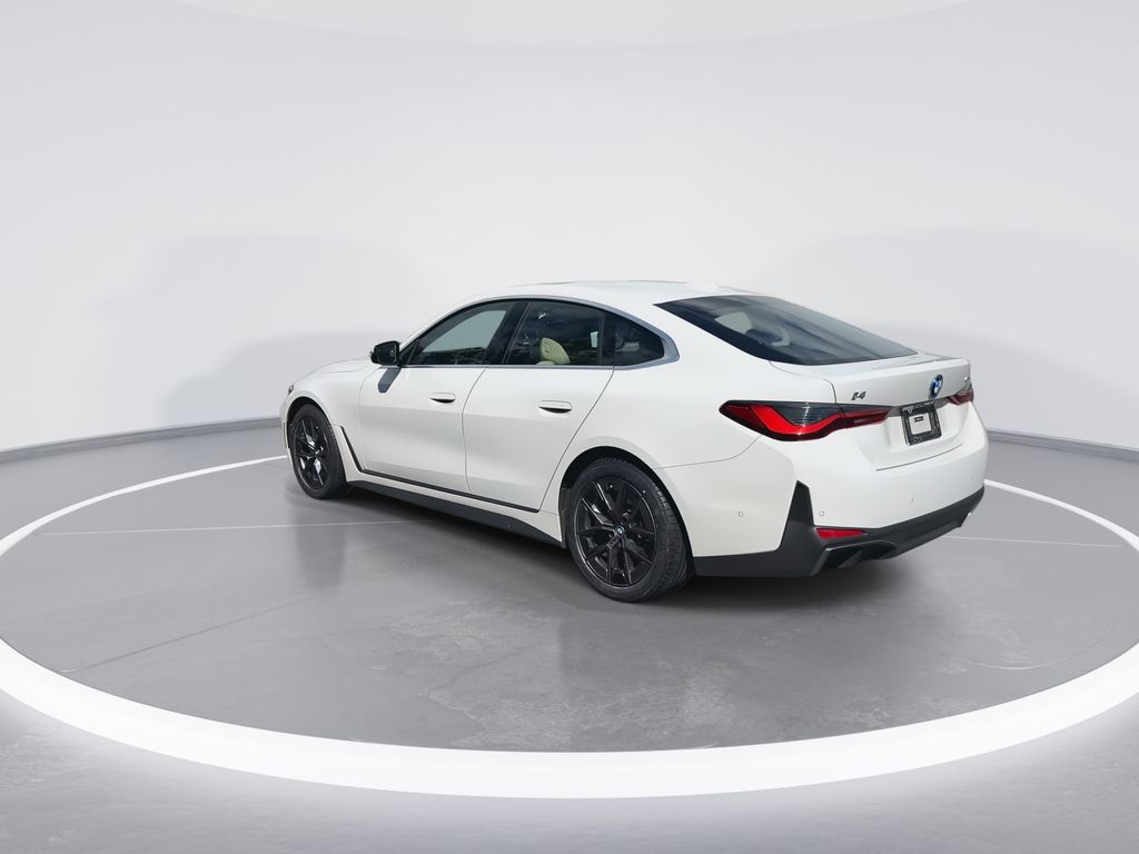 Thumbnail: 2024 BMW i4 - 6