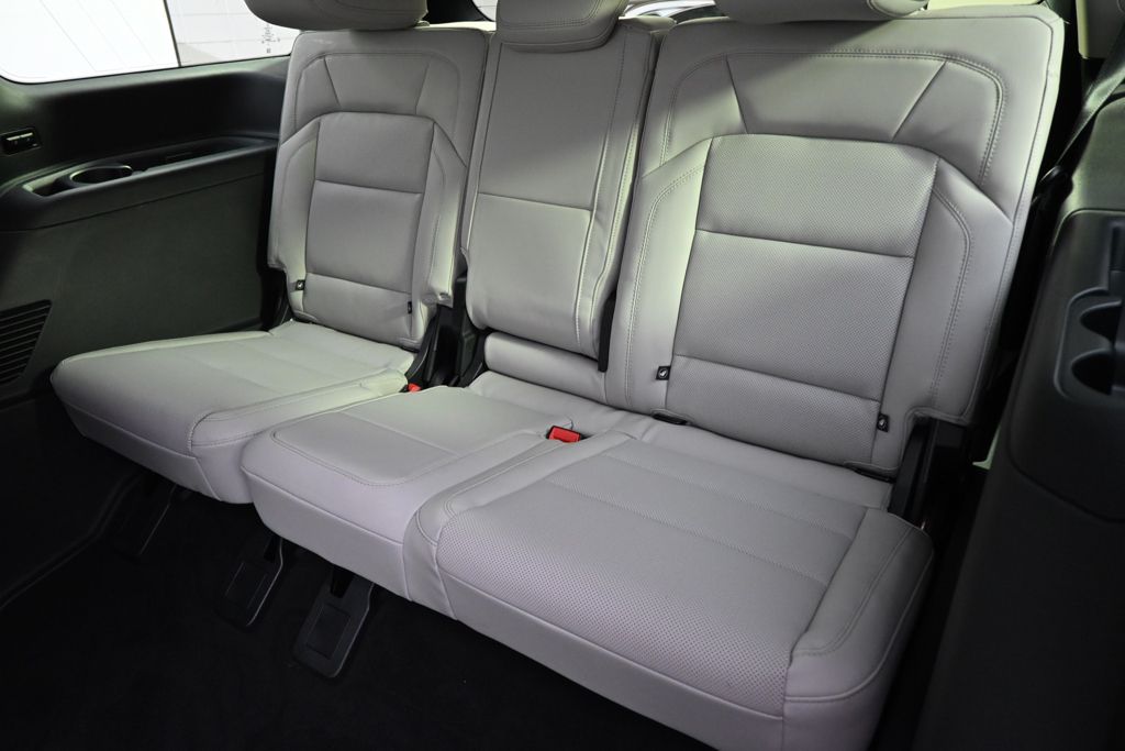 New 2026 White Lincoln Reserve image 22