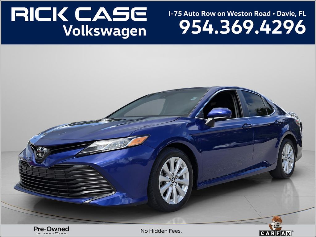 Blue Streak/Midnight Black Metallic 2018 Toyota Camry LE Sedan Front-Wheel Drive 8-Speed Automatic