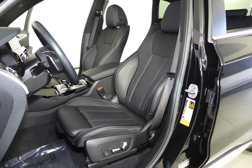 Thumbnail: 2023 BMW X3 - 22