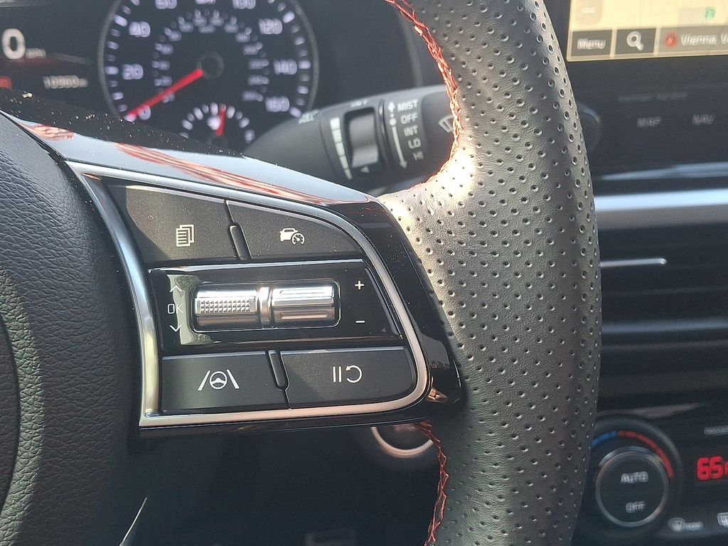 Thumbnail: 2024 Kia Forte - 23