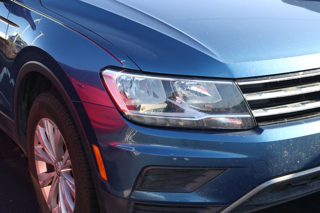 Thumbnail: 2019 Volkswagen Tiguan - 4