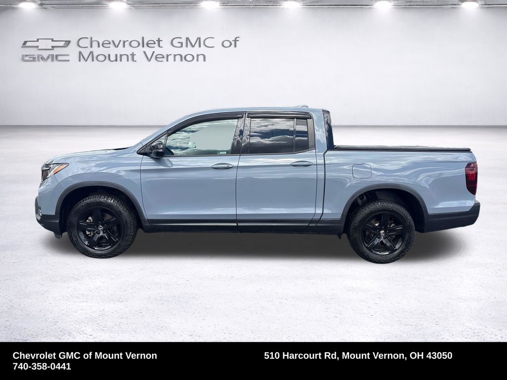 2023 Honda Ridgeline Black Edition - Image 3