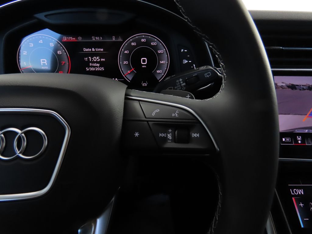 Thumbnail: 2025 Audi Q7 - 13