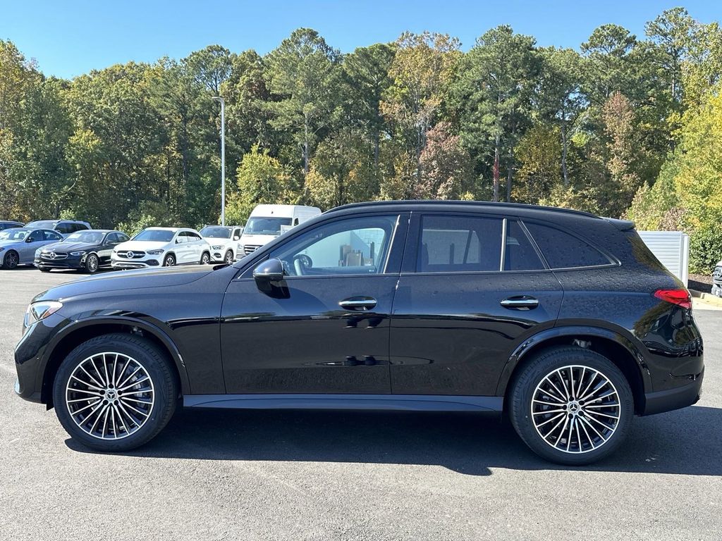 2025 Mercedes-Benz GLC GLC 300 5