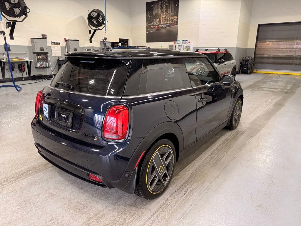 Thumbnail: 2024 MINI Cooper - 6