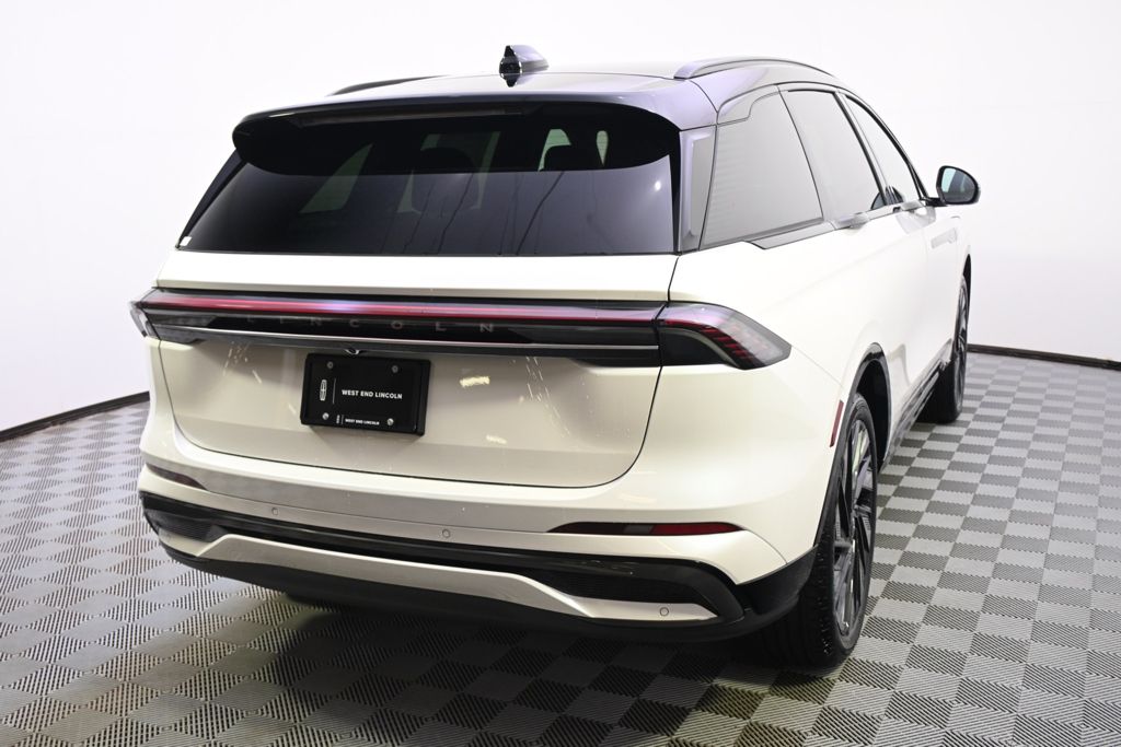 New 2026 White Lincoln Reserve image 6