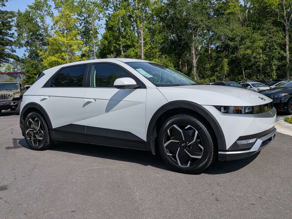 2024 Hyundai IONIQ 5 SEL