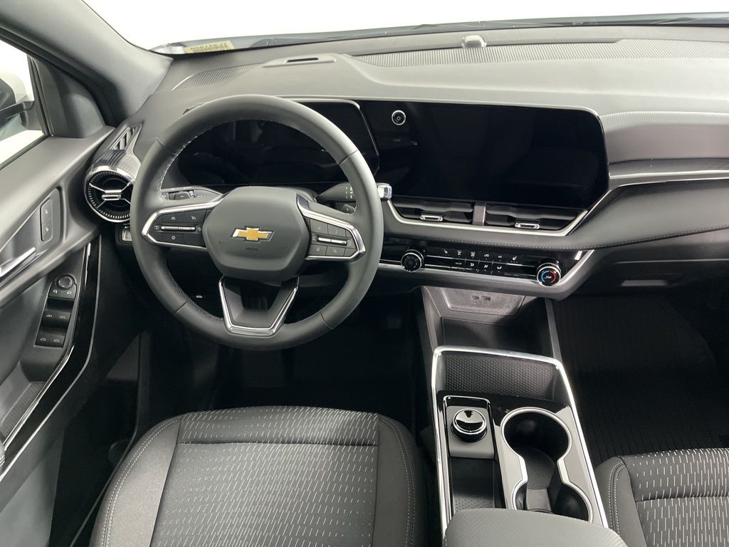 Thumbnail: 2026 Chevrolet Equinox - 13